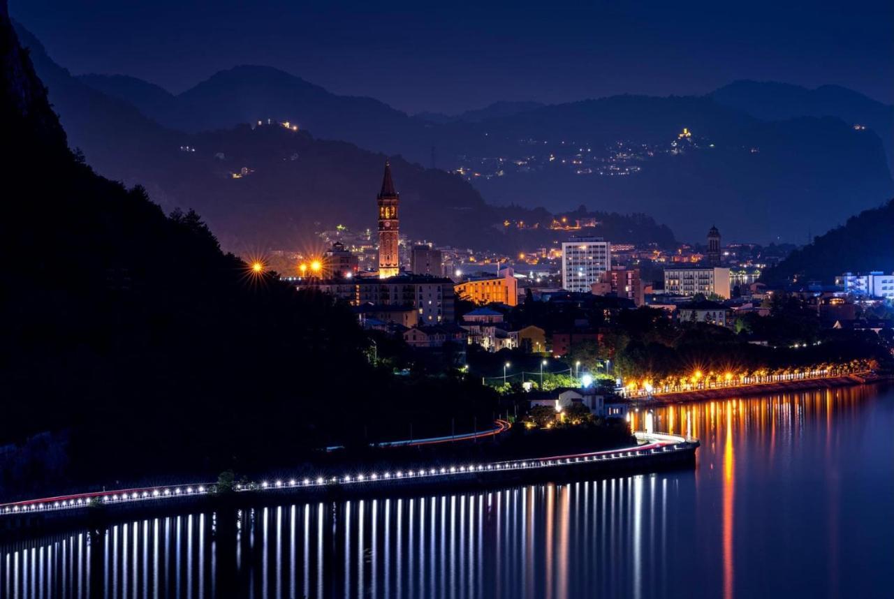 Lecco Centro Apartment Bagian luar foto